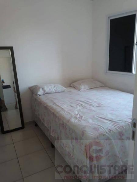 Apartamento à venda com 2 quartos, 45m² - Foto 3