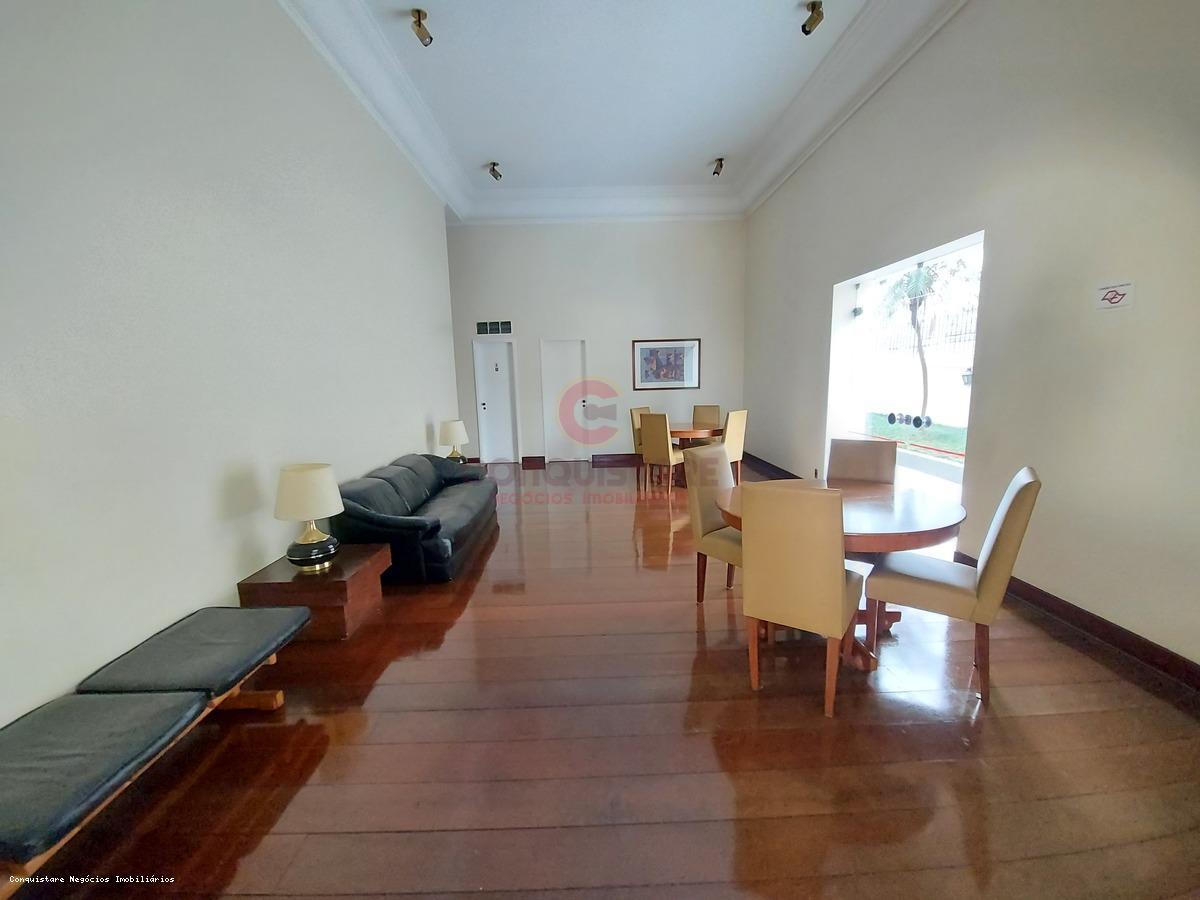 Apartamento, 3 quartos, 200 m² - Foto 2