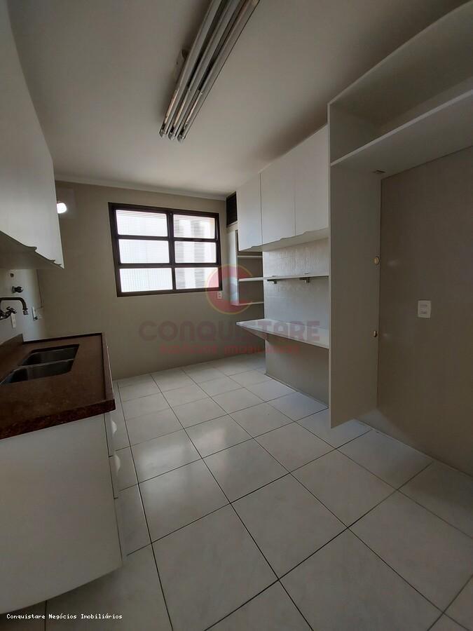 Apartamento, 3 quartos, 200 m² - Foto 8