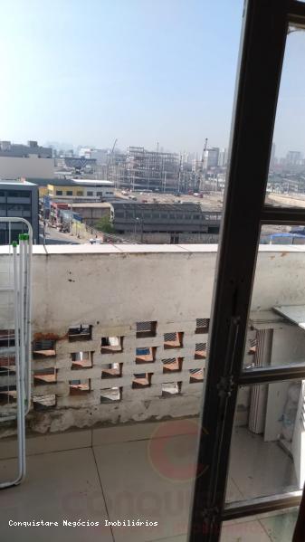 Apartamento à venda com 2 quartos, 100m² - Foto 11