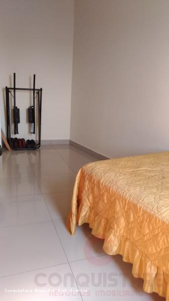 Apartamento à venda com 2 quartos, 100m² - Foto 13