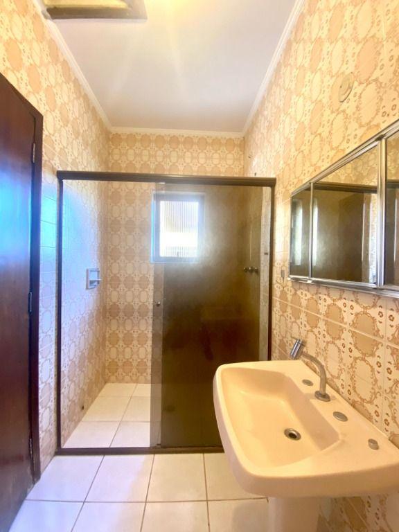 Sobrado para alugar com 6 quartos, 224m² - Foto 14