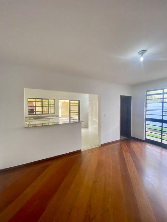 Sobrado para alugar com 6 quartos, 224m² - Foto 4
