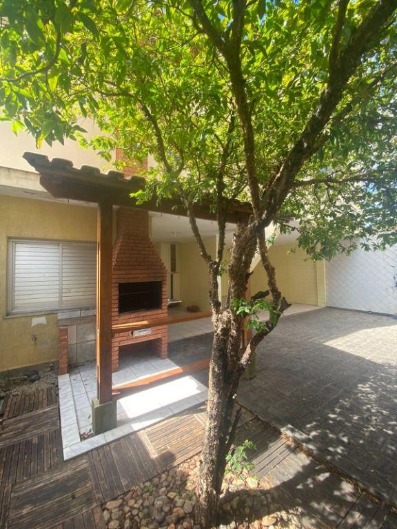 Sobrado para alugar com 6 quartos, 224m² - Foto 25