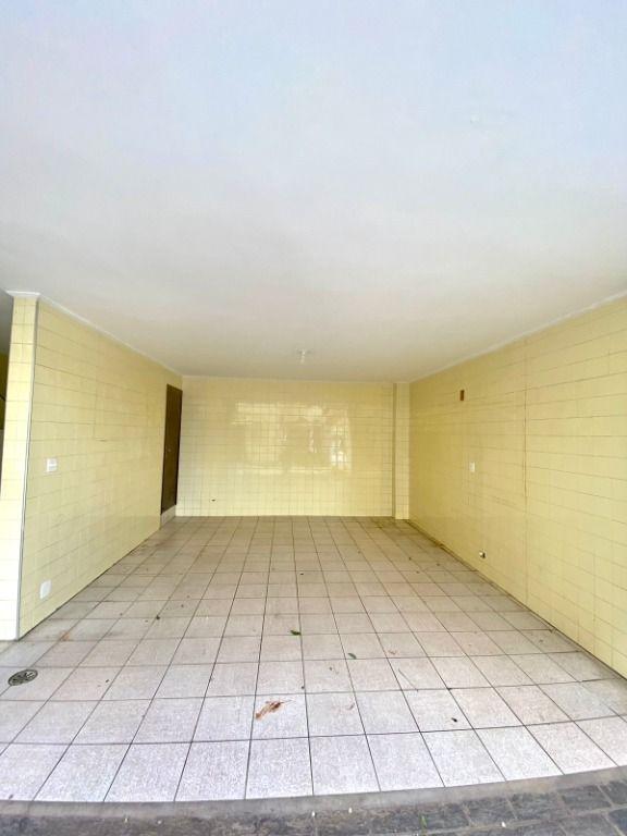 Sobrado para alugar com 6 quartos, 224m² - Foto 28