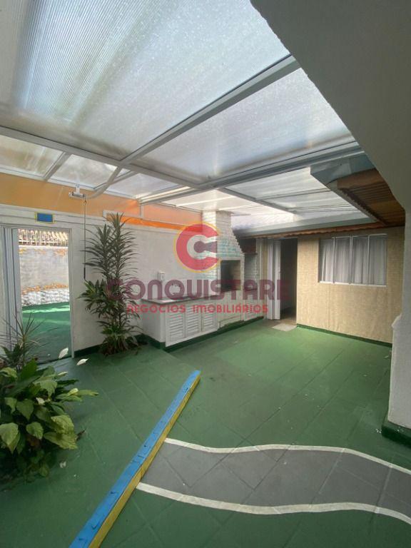 Casa, 3 quartos, 225 m² - Foto 35