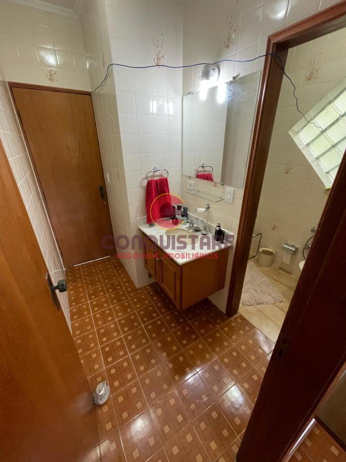 Sobrado, 6 quartos, 323 m² - Foto 3