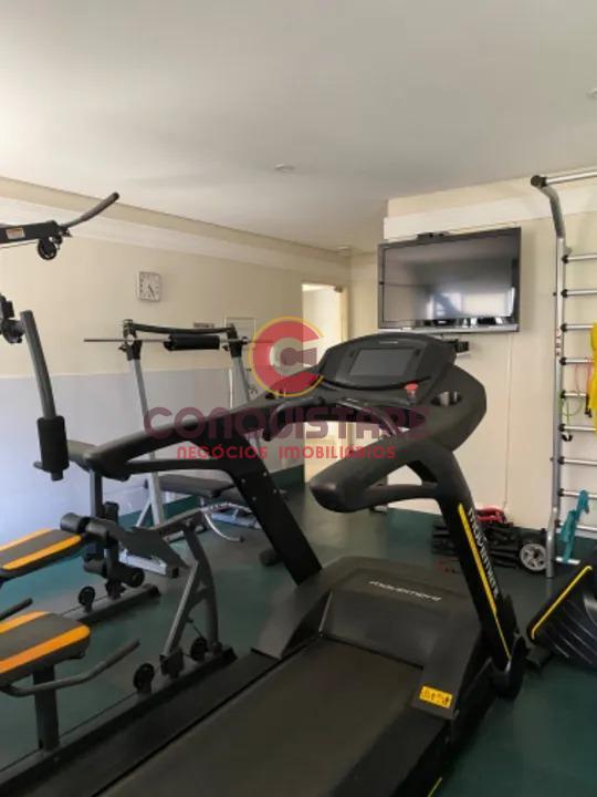 Apartamento para alugar com 2 quartos, 65m² - Foto 12