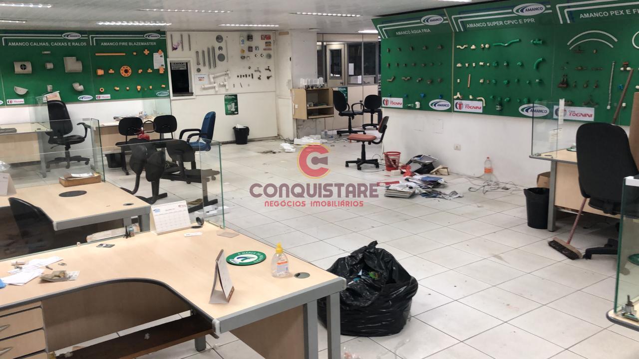 Depósito-Galpão-Armazém à venda, 830m² - Foto 4