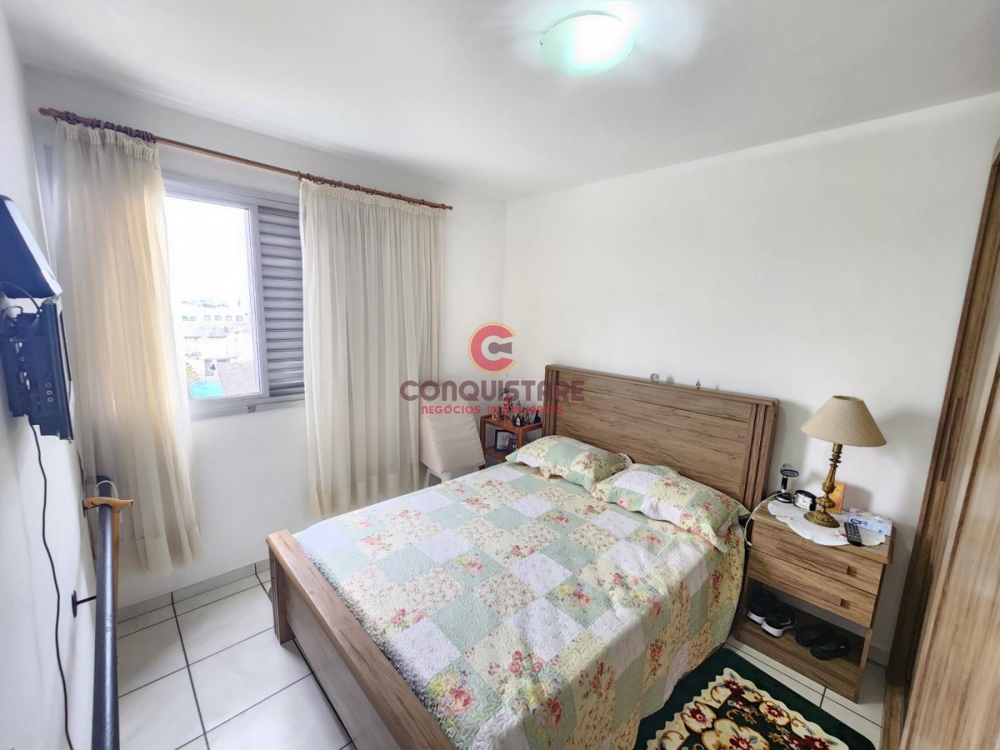 Apartamento à venda com 2 quartos, 63m² - Foto 4