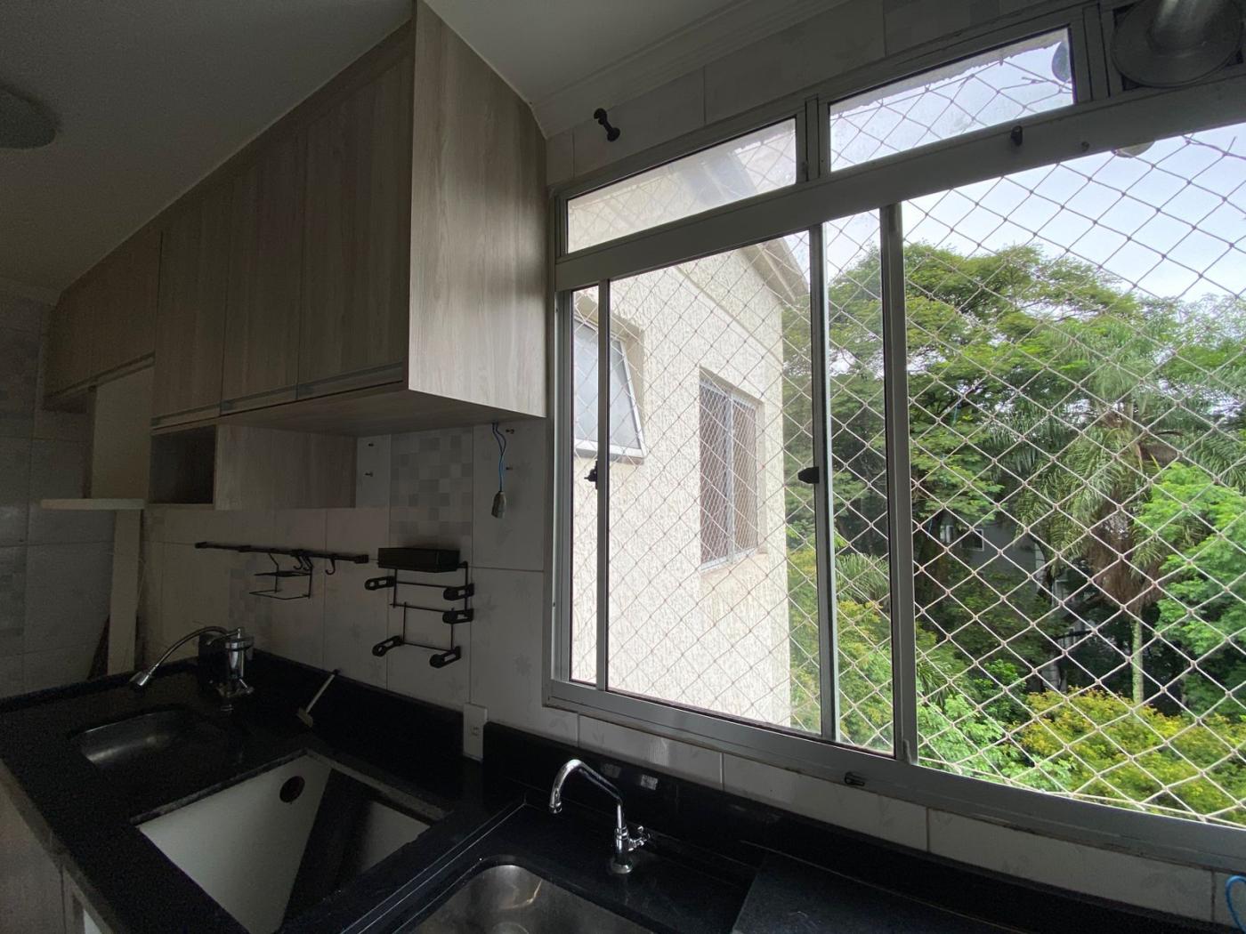 Apartamento à venda com 2 quartos, 40m² - Foto 17