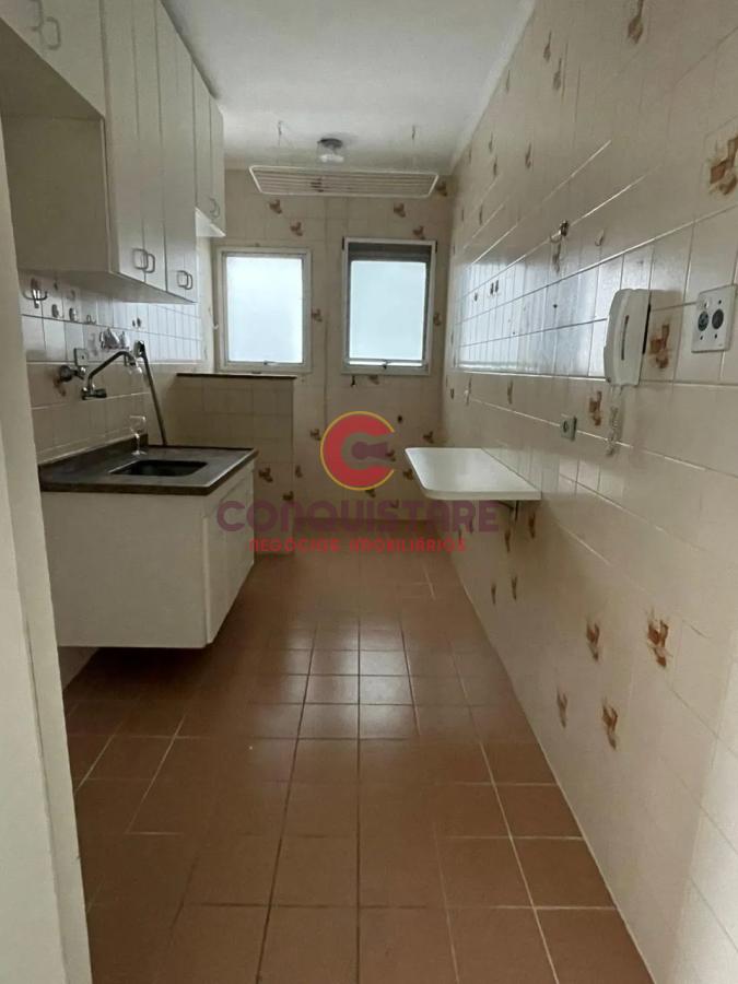 Apartamento para alugar com 1 quarto, 43m² - Foto 9