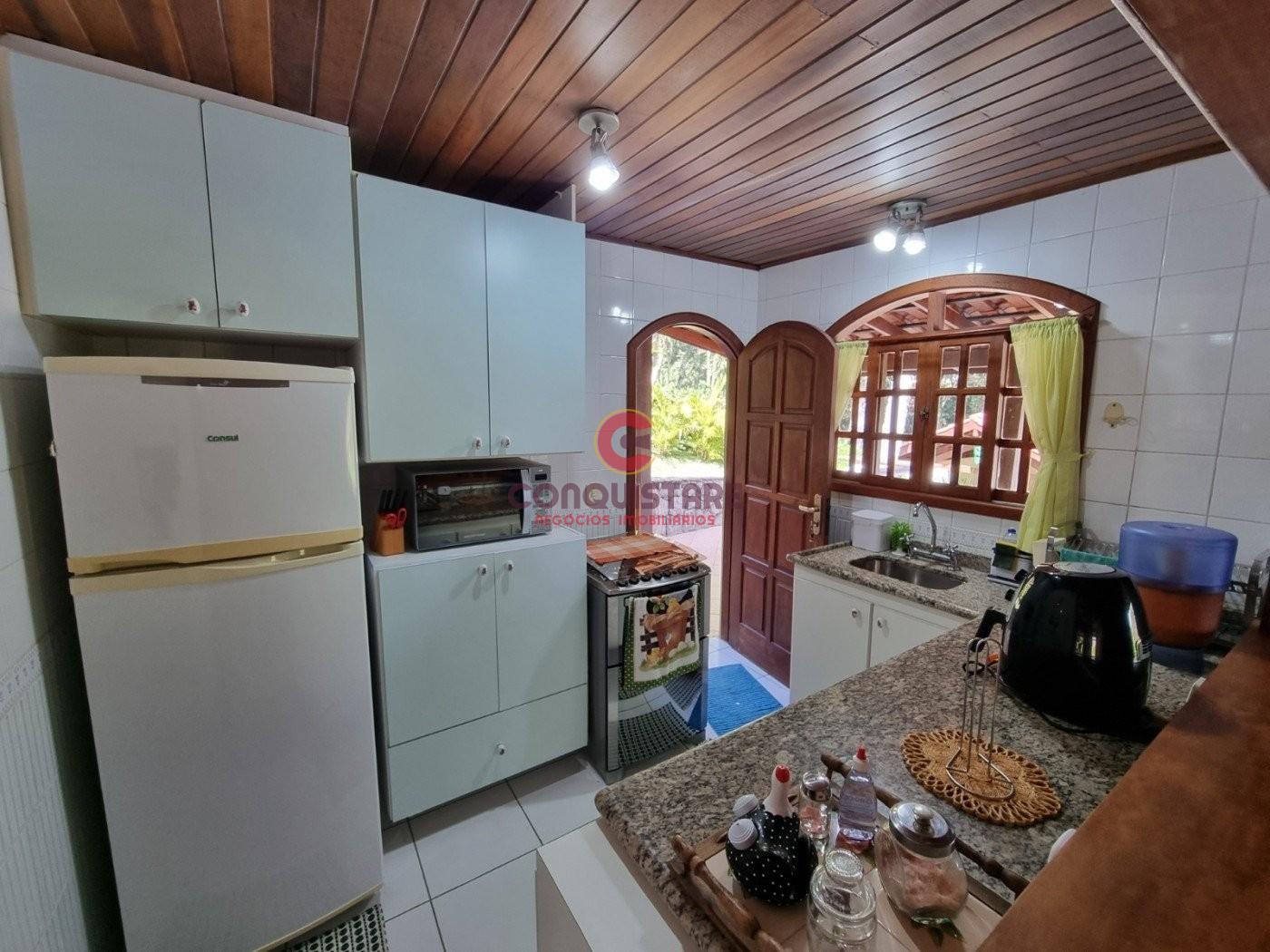 Casa para alugar com 3 quartos, 1447m² - Foto 23