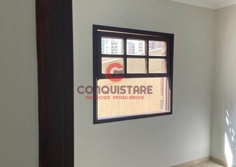 Casa para alugar com 3 quartos, 200m² - Foto 13