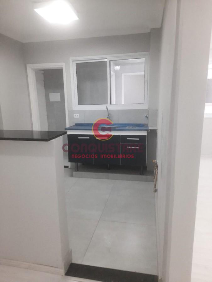 Apartamento para alugar com 3 quartos, 98m² - Foto 9