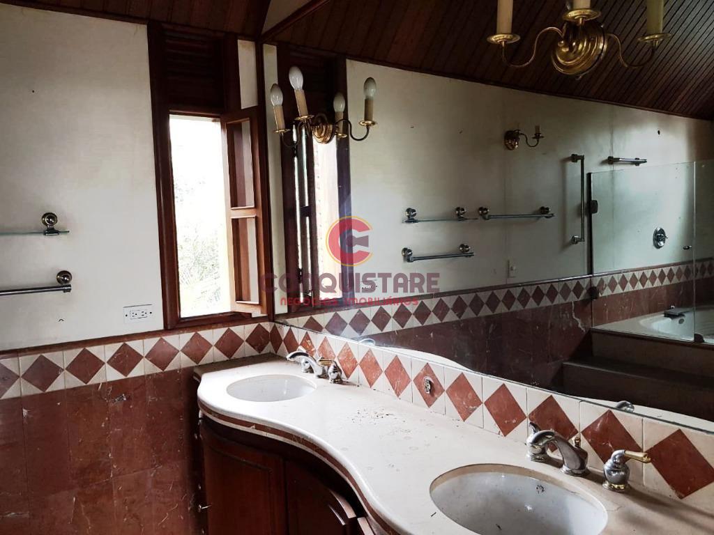 Sobrado à venda com 8 quartos, 572m² - Foto 9