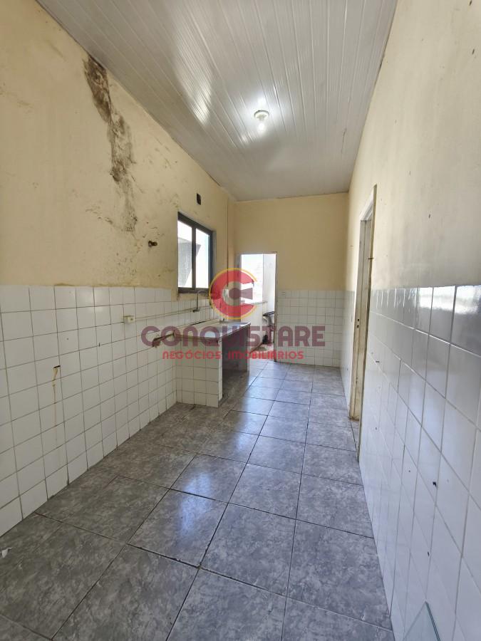 Casa para alugar com 2 quartos, 65m² - Foto 2