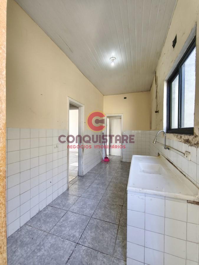 Casa para alugar com 2 quartos, 65m² - Foto 18