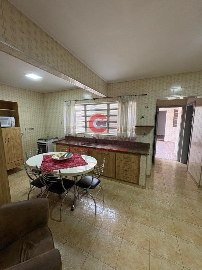 Casa, 4 quartos, 243 m² - Foto 9