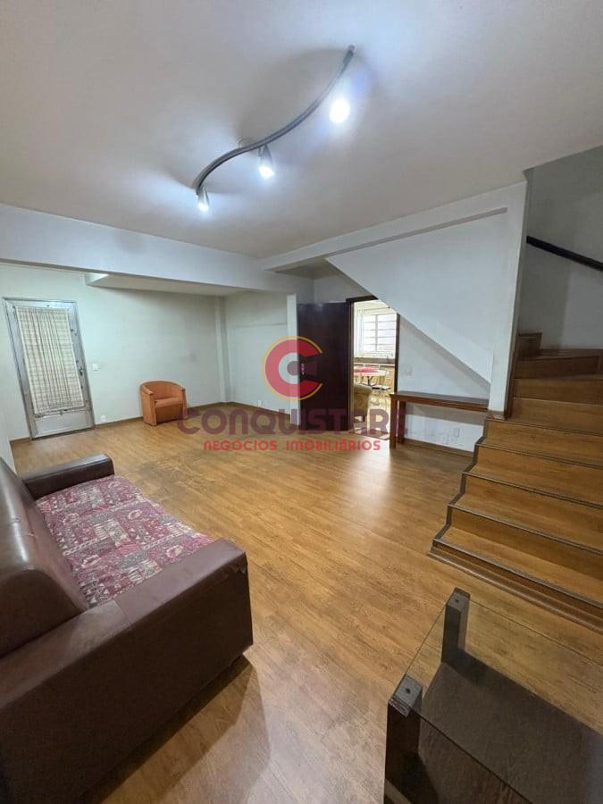 Casa, 4 quartos, 130 m² - Foto 1