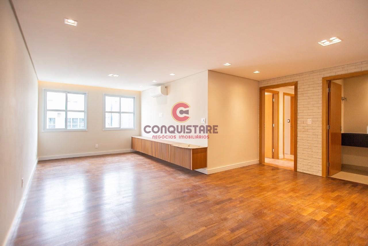 Apartamento para alugar com 2 quartos, 127m² - Foto 1