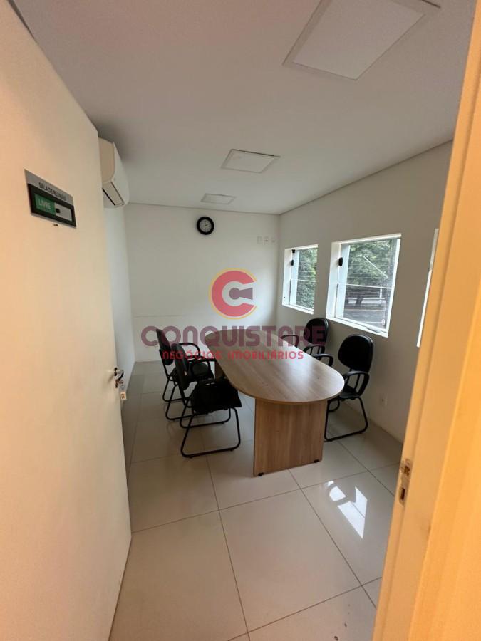 Prédio Inteiro para alugar, 580m² - Foto 2