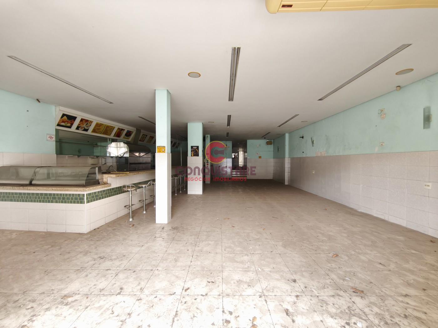 Prédio Inteiro à venda, 300m² - Foto 2