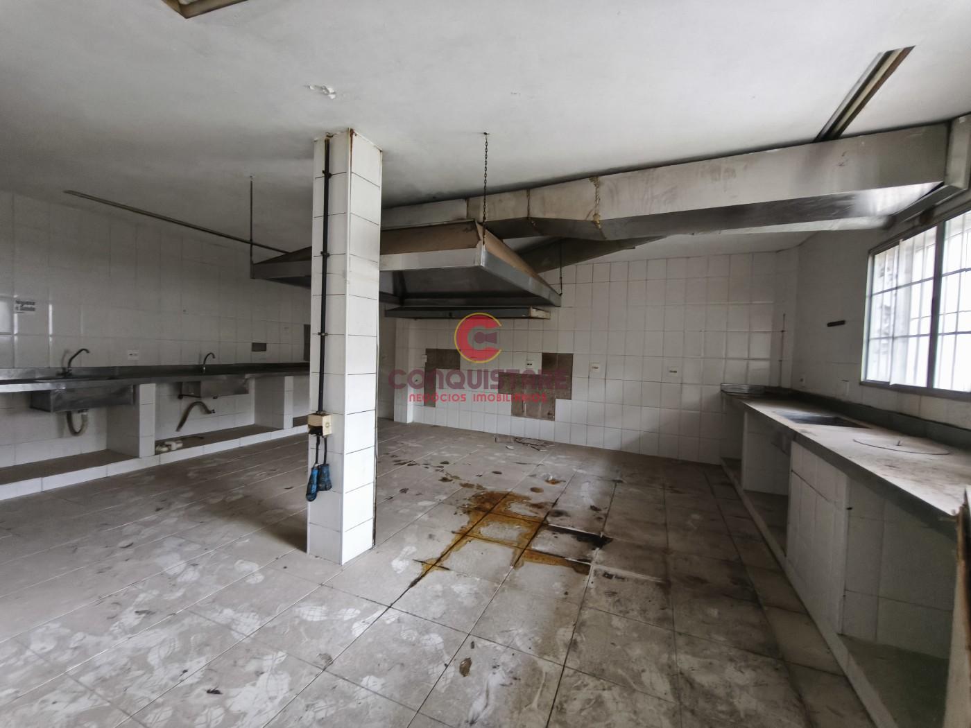 Prédio Inteiro à venda, 300m² - Foto 13