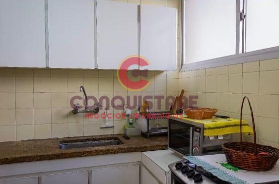 Apartamento para alugar com 2 quartos, 120m² - Foto 9