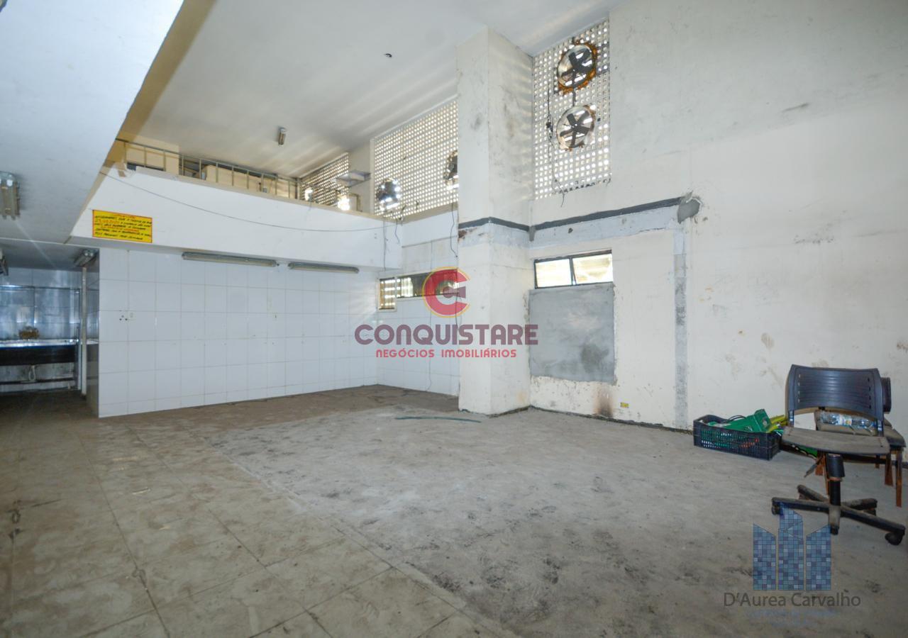 Prédio Inteiro para alugar, 300m² - Foto 6