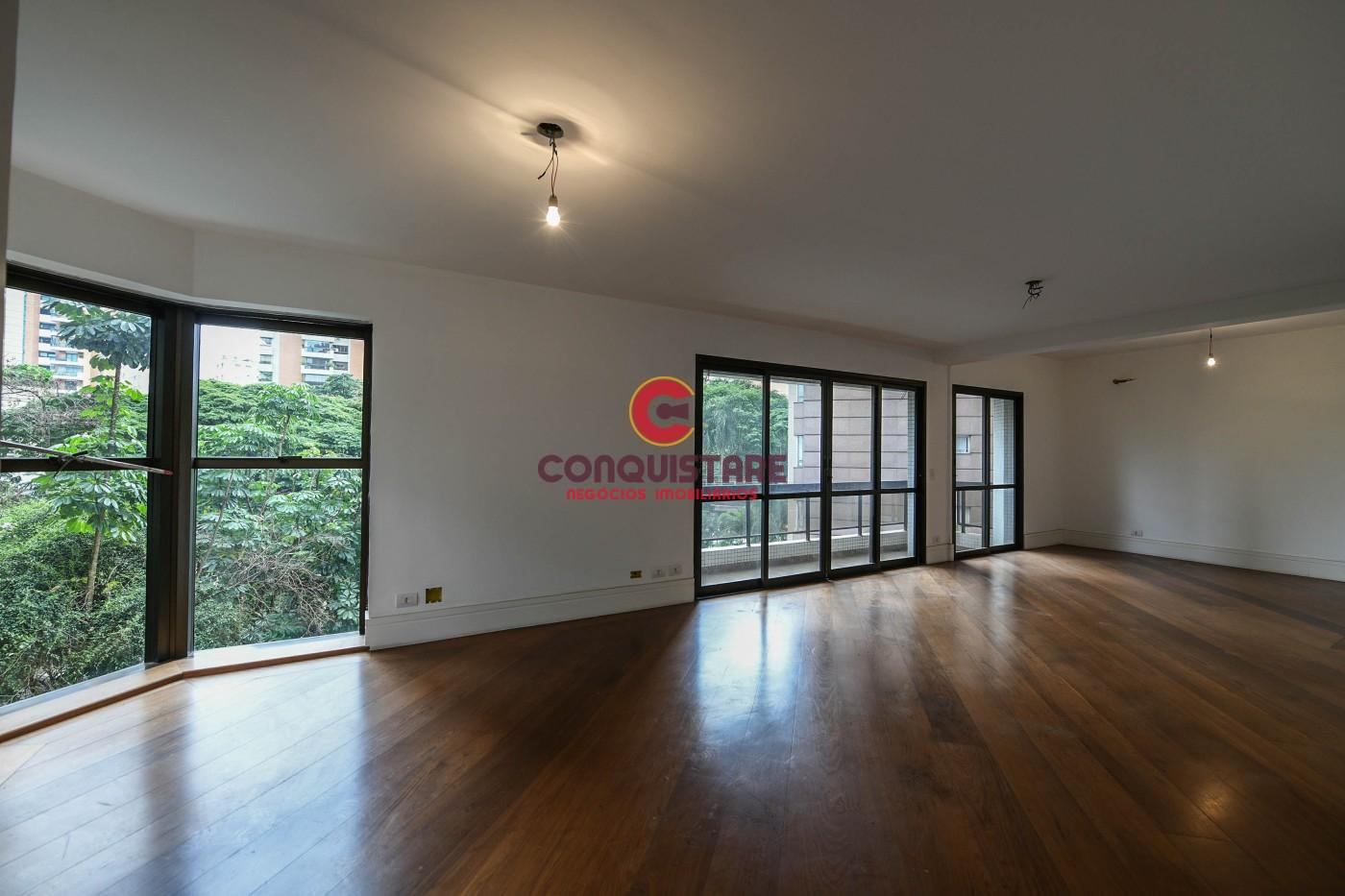 Apartamento, 3 quartos, 210 m² - Foto 1