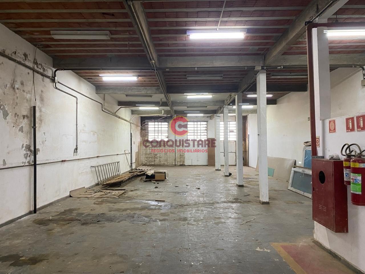 Depósito-Galpão, 1032 m² - Foto 1